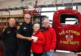 Apple Harvest Craft Show Donates to ATV Fund