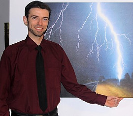 Library to Host Storm Chaser David Chapman