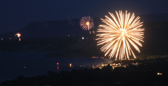 canada day 4 fireworks shows irish mtn 540