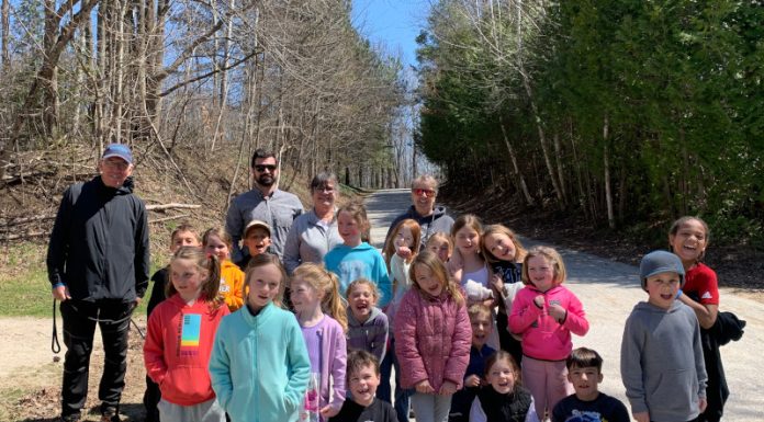 700 GBCS Students Take Part in Bruce Calvert Earth Day Hike
